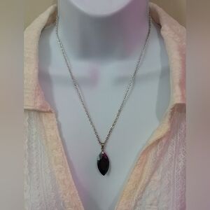 Chic Silver Toned Necklace with Black Teardrop Pendant
